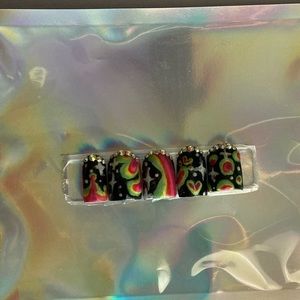 Square Thermo Acrylic Press ons Length: short